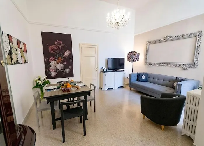 Mary's House Апартаменты *